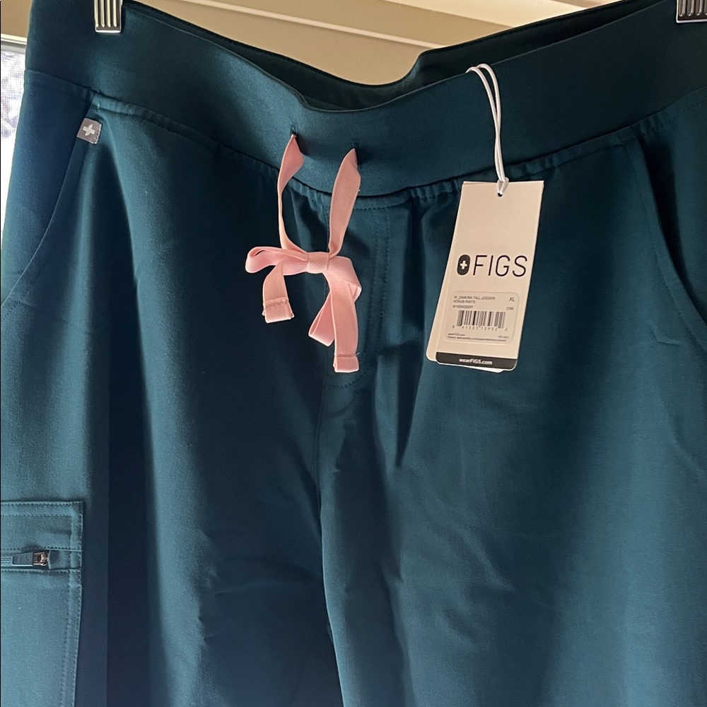 Figs Caribbean Blue Women’s XL Tall Jogger Scrubs